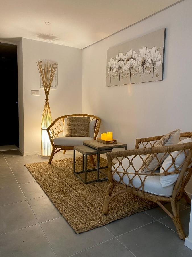 Superbe Logement Pres De Bruxelles Avec Spa Prive Luaran gambar